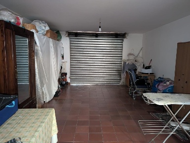 Foto Magazzino in Via Antonio Gramsci 2/a 2/A, Zumpano Centro di 158 m²