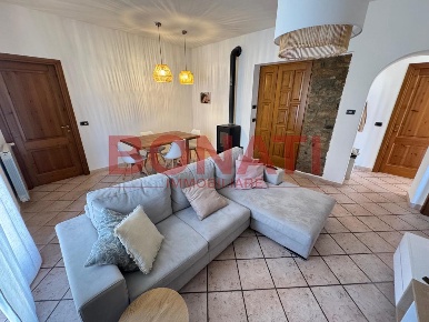 Foto Appartamento a Riccò del Golfo di Spezia Riccò Del Golfo di 91 m²