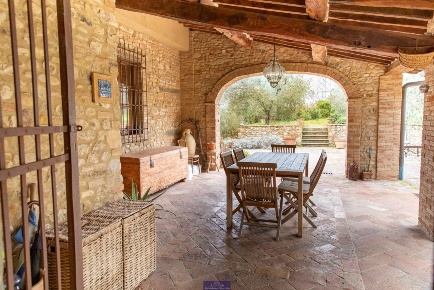 Foto Villa unifamiliare in Via delle Masse, Firenze Serpiolle di 250 m²