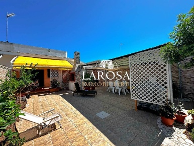 Foto Villa unifamiliare a Melendugno Torre Specchia Ruggeri di 71 m²