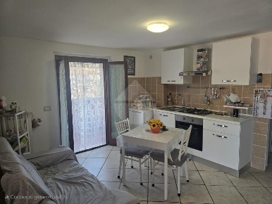 Foto Appartamento in Via delle Gardenie, Tivoli di 42 m² con 2 locali
