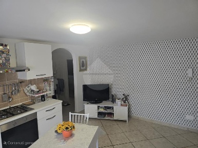 Foto Appartamento in Via delle Gardenie, Tivoli di 42 m² con 2 locali