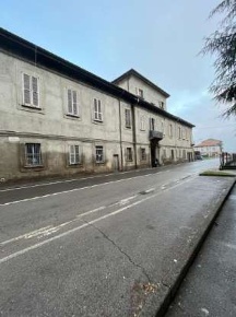 Foto Appartamento in Via XXV Aprile, Merate Brugarolo di 75 m² con 4 locali