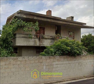 Foto Appartamento in Via Lombardia 20, Villasor di 202 m² con 8 locali