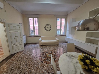 Foto Appartamento in Via Sant'Eufemia 43, Modena Centro Storico di 70 m²