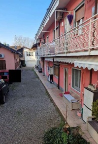 Foto Appartamento in Piazza Indipendenza, Parabiago di 57 m² con 3 locali