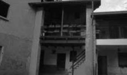 Foto Appartamento in Via Castelli, Guanzate Centro di 75 m² con 4 locali