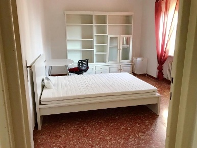 Foto Appartamento a Pisa Sant'Antonio di 100 m² con 4 locali in affitto