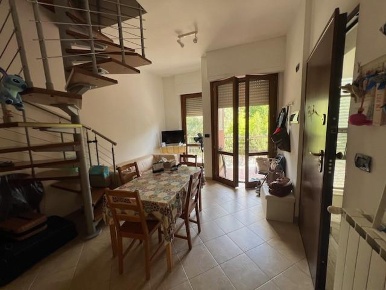 Foto Appartamento a Siena Fuori Porta San Marco di 75 m² con 4 locali