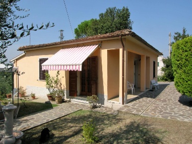 Foto Casa indipendente a Montopoli in Val d'Arno di 100 m² con 5 locali