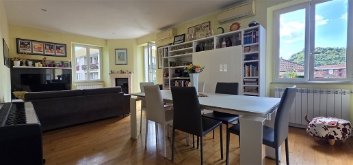 Foto Appartamento a Carasco Centro di 115 m² con 4 locali in vendita