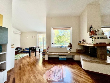 Foto Casa indipendente a Castel San Pietro Terme Picchio di 372 m²