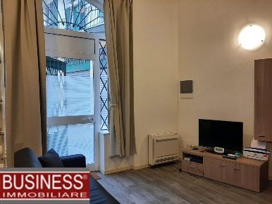 Foto Appartamento in viale Crispi, Milano Moscova di 45 m² con 2 locali