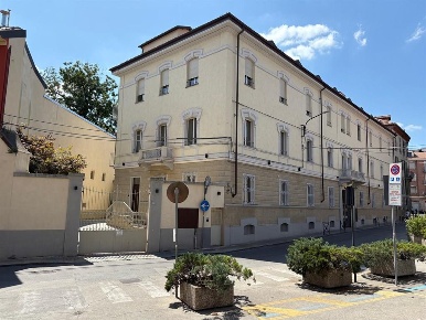 Foto Appartamento in VIA NATTA, Asti Centro Storico di 136 m² con 4 locali