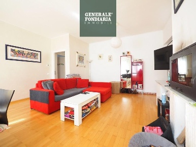 Foto Appartamento a Bolano di 80 m² con 4 locali in vendita