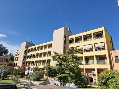 Foto Appartamento in Via Indipendenza, Meda di 105 m² con 3 locali