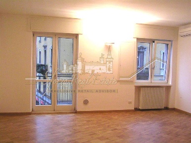 Foto Appartamento in Via Colonna, Milano De Angeli di 95 m² con 3 locali
