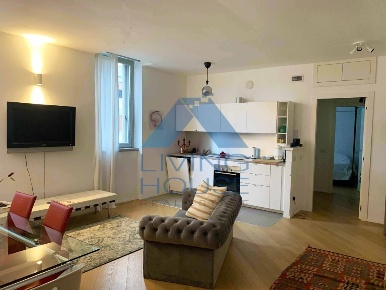 Foto Appartamento in via Aliprandi, Monza Centro Storico di 60 m²