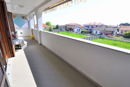 Foto Appartamento a Arconate Centro di 90 m² con 3 locali in vendita