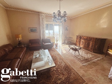 Foto Appartamento in Via GALILEO GALILEI 84, Caronia Centro di 150 m²