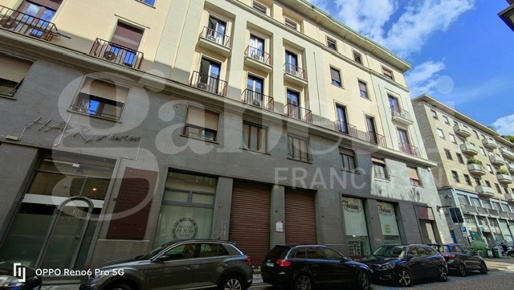 Foto Negozio in Via Gramsci 10, Biella Centro Storico di 108 m² in vendita