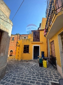 Foto Casa indipendente in Via Garofalo, Melilli Centro di 67 m² in vendita