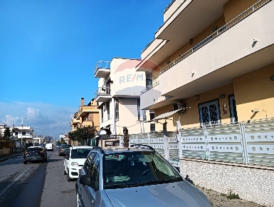 Foto Appartamento a Pomigliano d'Arco Centro di 195 m² con 3 locali