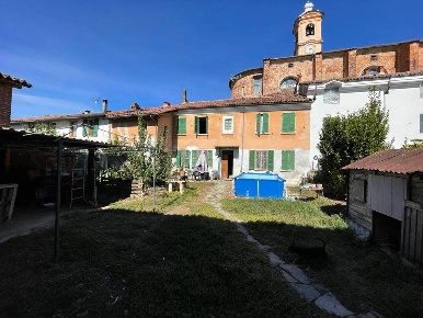 Foto Casa indipendente a Alessandria Cabanette di 220 m² con 8 locali