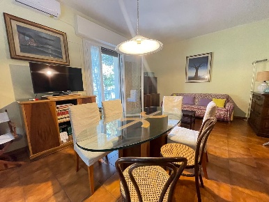 Foto Appartamento in Viale Dardanelli, Rimini Marina Centro di 115 m²