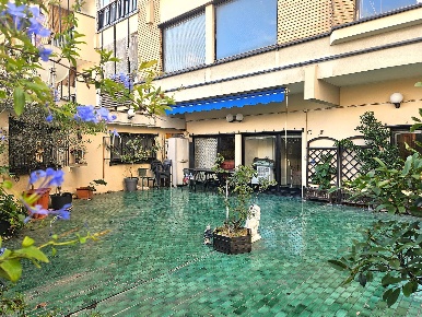 Foto Appartamento in Via Don Vincenzo Minetti, Genova Dinegro di 90 m²