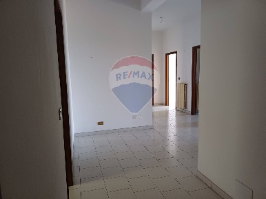 Foto Appartamento in C/so Kennedy, Chiaramonte Gulfi Centro di 148 m²