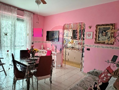 Foto Appartamento in Via Martiri Di Via Fani, Valenzano di 80 m² in vendita