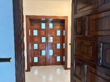Foto Appartamento in VIA GIANNINA MILLI, Teramo Centro di 198 m² in affitto