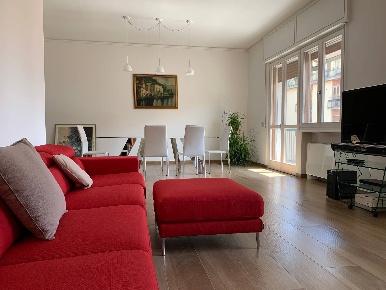 Foto Appartamento a Mantova Centro di 150 m² con 3 locali in vendita
