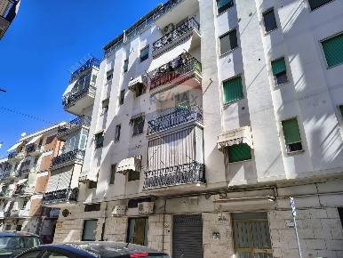 Foto Appartamento in Via Gabriele D'Annunzio, Trani di 107 m² con 3 locali