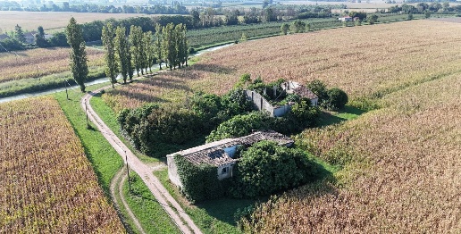 Foto Casa indipendente in via due torri, Ferrara di 930 m² con 20 locali