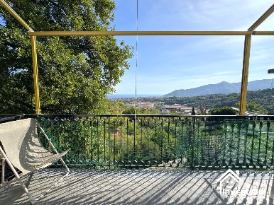 Foto Appartamento in Via Degli Orsolani 84, Loano Centro di 68 m²