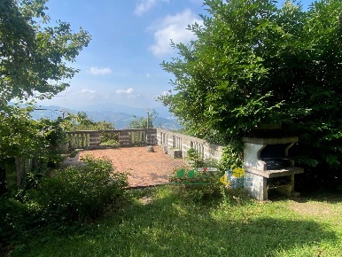 Foto Villa singola in via delle case vecchie 6, Terenzo di 600 m²