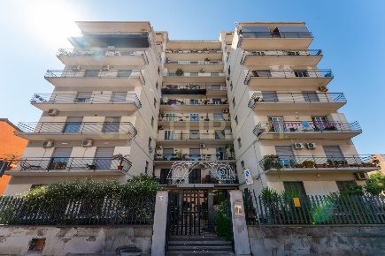 Foto Appartamento in Via Messina 523, Catania Rotolo di 132 m² con 5 locali