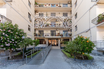 Foto Appartamento in Via Messina 523, Catania Rotolo di 132 m² con 5 locali