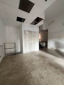 Foto Negozio a San Donato Milanese Centro di 75 m² con 1 locali in affitto
