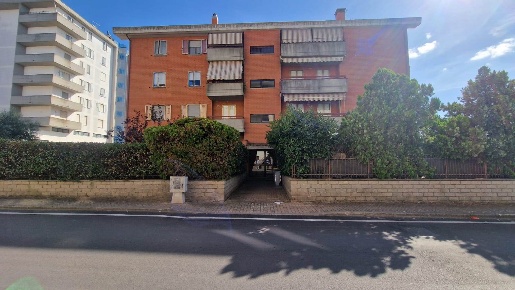 Foto Appartamento a Viterbo Santa Barbara di 112 m² con 6 locali in vendita