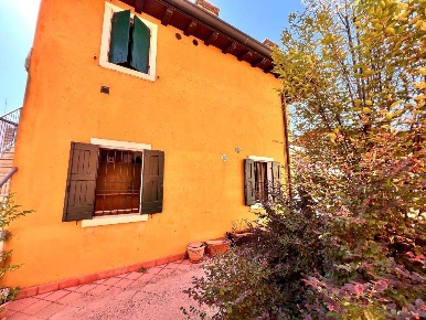 Foto Appartamento in VIA ROMA, Povegliano Veronese Centro di 70 m²