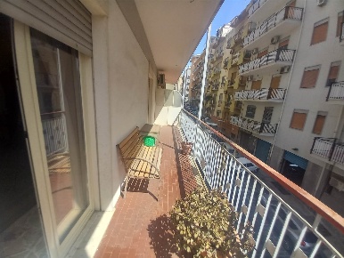 Foto Appartamento in Via San Sebastiano  9, Messina Centro Storico di 85 m²