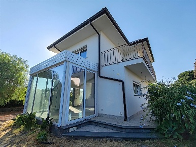 Foto Appartamento in Via Polveriera, Mascalucia Centro di 180 m² in vendita