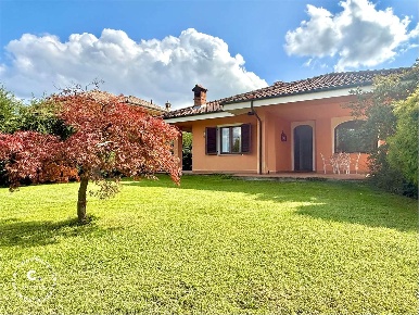 Foto Villa unifamiliare in Via Mulini  8, Dusino San Michele di 203 m²
