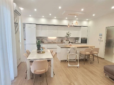 Foto Appartamento in VIA GIULIANOVA 19, Cerignola Centro di 325 m²