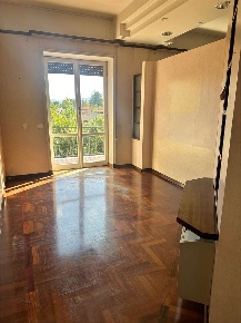 Foto Appartamento in Via Marittima, Frosinone Tribunale di 145 m²