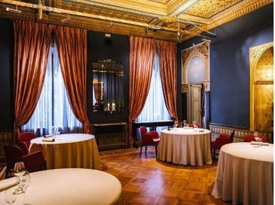 Foto Negozio in san marco, Venezia San Marco di 200 m² con 12 locali