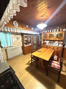 Foto Villa unifamiliare a Oderzo di 300 m² con 10 locali in vendita